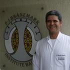 Dr. Marcelo Guimarães