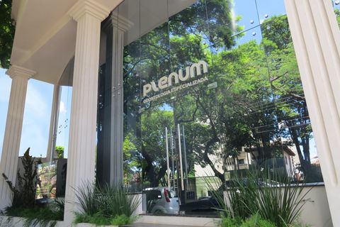 Clínica Plenum - Odontologia Especializada Clínica Plenum - Odontologia Especializada