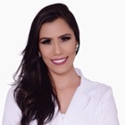 Dra. Júlia de Carvalho (Cirurgiã-Dentista)