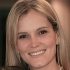 Dra. Christiane Dalçoquio (Cirurgiã-Dentista)