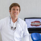Dr. Carlos Eduardo Rothier (Cirurgião-Dentista)