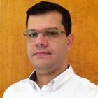 Dr. Marcos Paulo de Moura Costa (Cirurgião-Dentista)