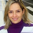Dra. Anna Paula Kalix Mendes (Cirurgiã-Dentista)