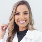 Dra. Talita Azzari (Cirurgiã-Dentista)