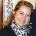 Dra. Adriana Maria Parada (Endodontista)
