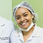 Dra. Renata Pastano Lemos (Cirurgiã-Dentista)